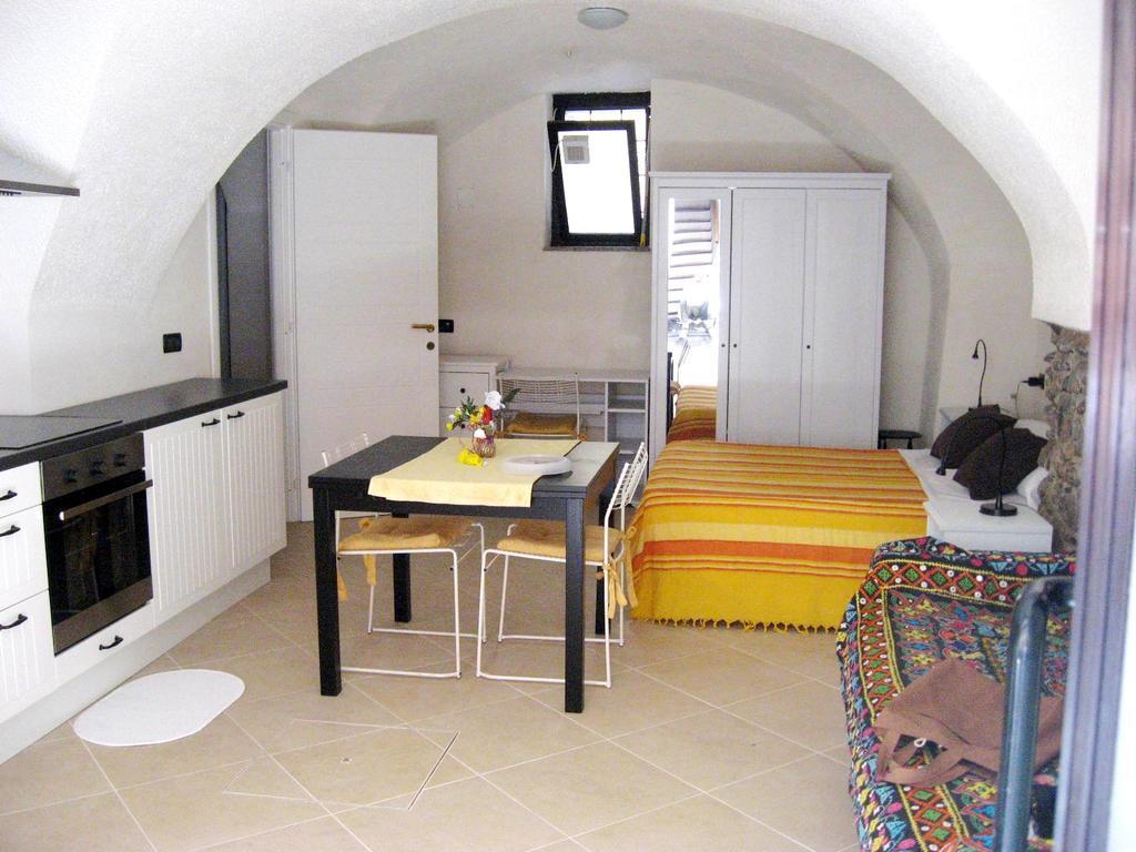 Nino Bixio Apartment Riva Ligure Exterior photo